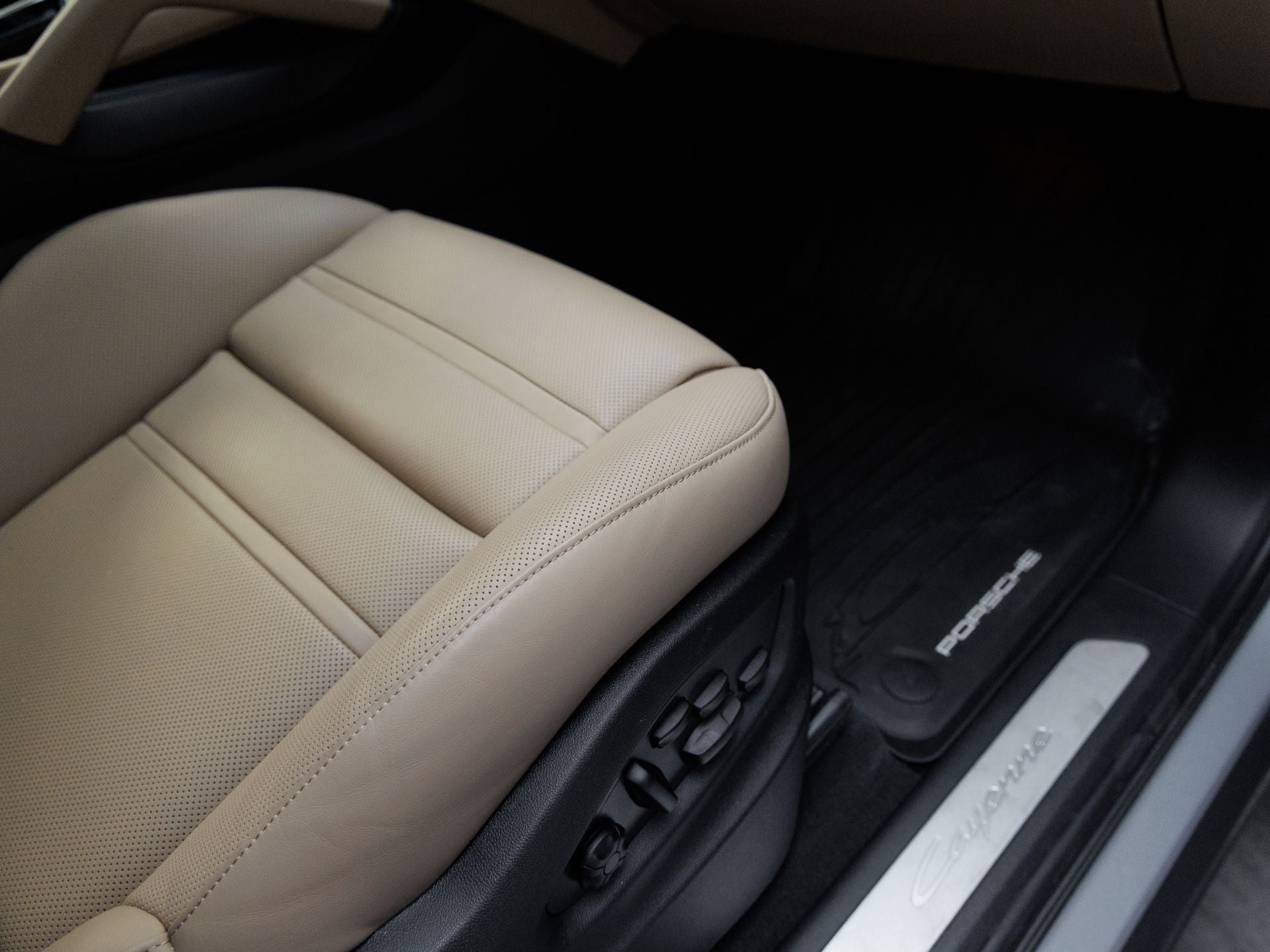 2025 Porsche Cayenne Cayenne Coupe