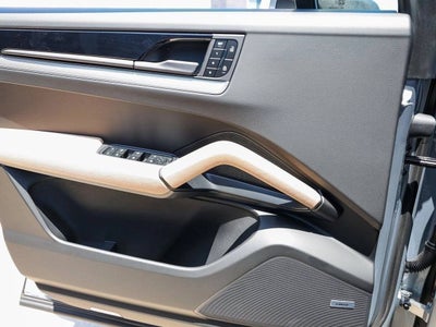 2025 Porsche Cayenne Cayenne Coupe