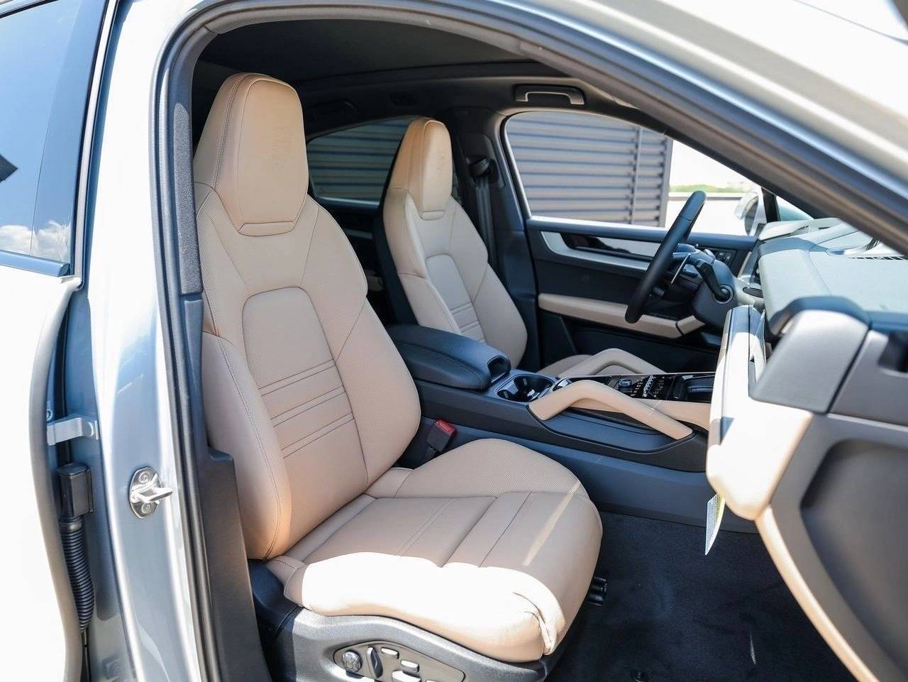 2025 Porsche Cayenne Cayenne Coupe