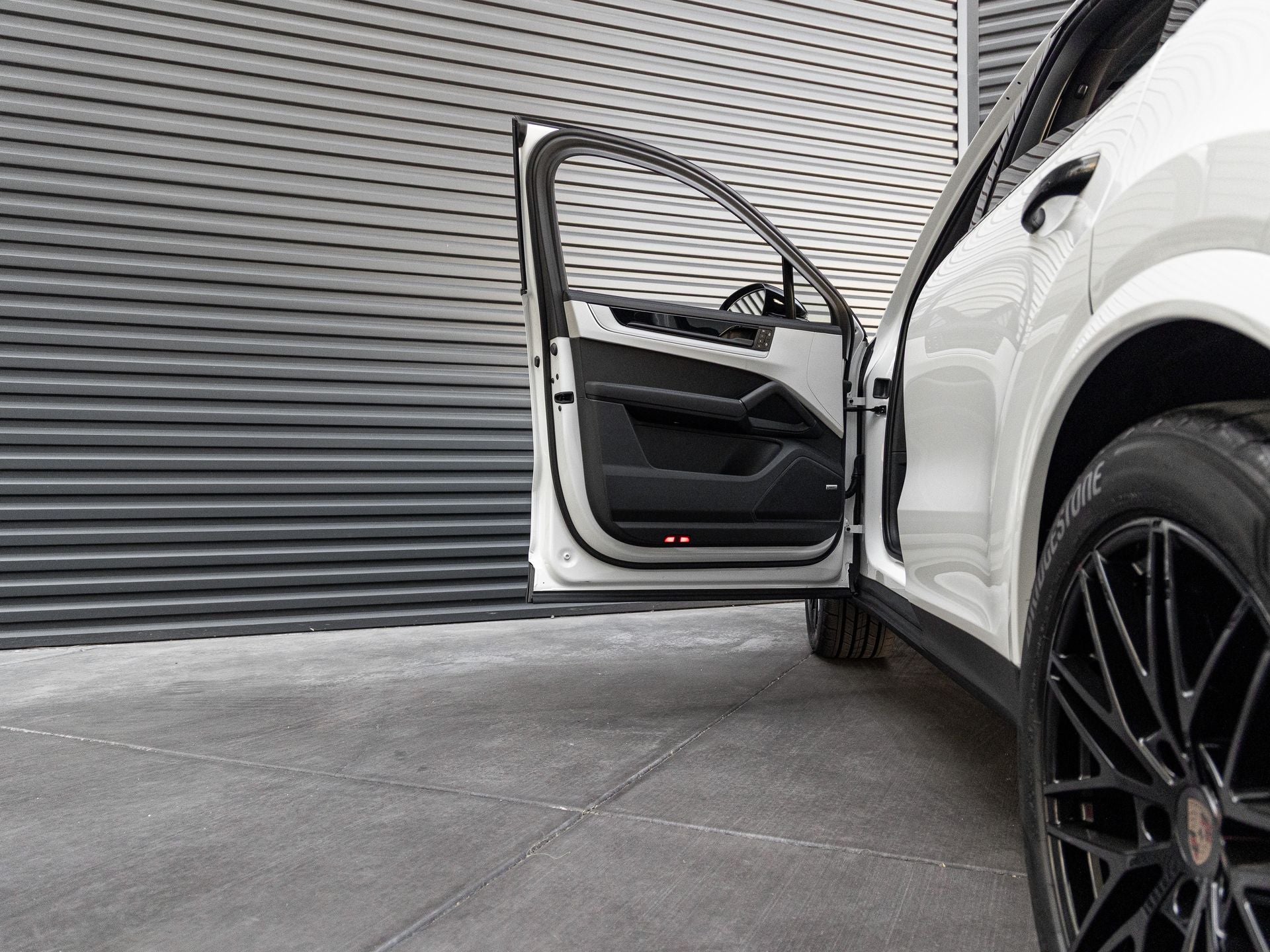 2026 Porsche Cayenne Coupe