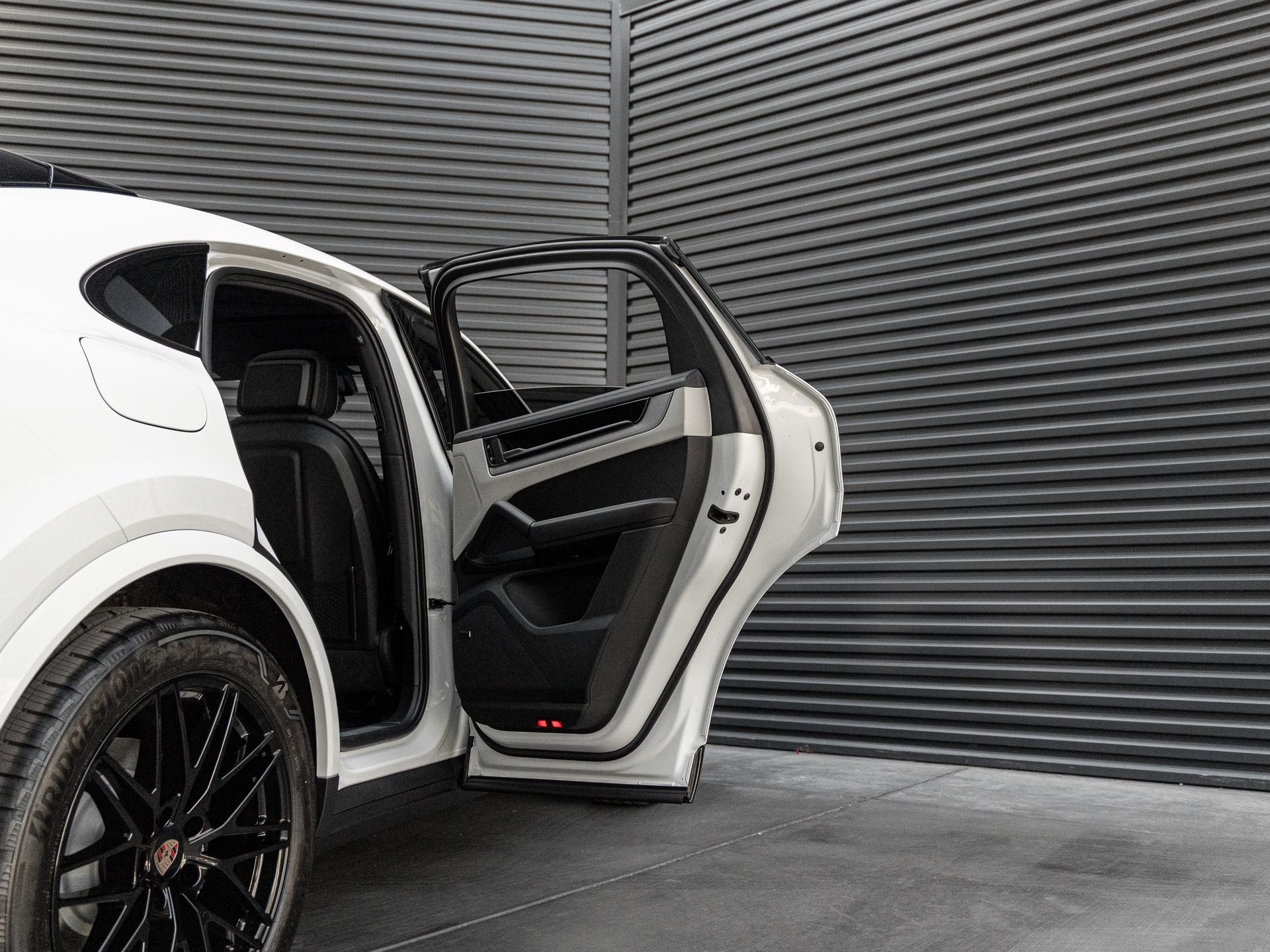 2026 Porsche Cayenne Coupe