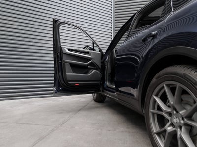 2025 Porsche Cayenne Cayenne Coupe