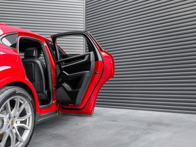 2024 Porsche Cayenne Cayenne Coupe