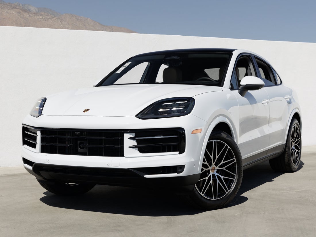 2026 Porsche Cayenne Coupe — photo 1 of 42