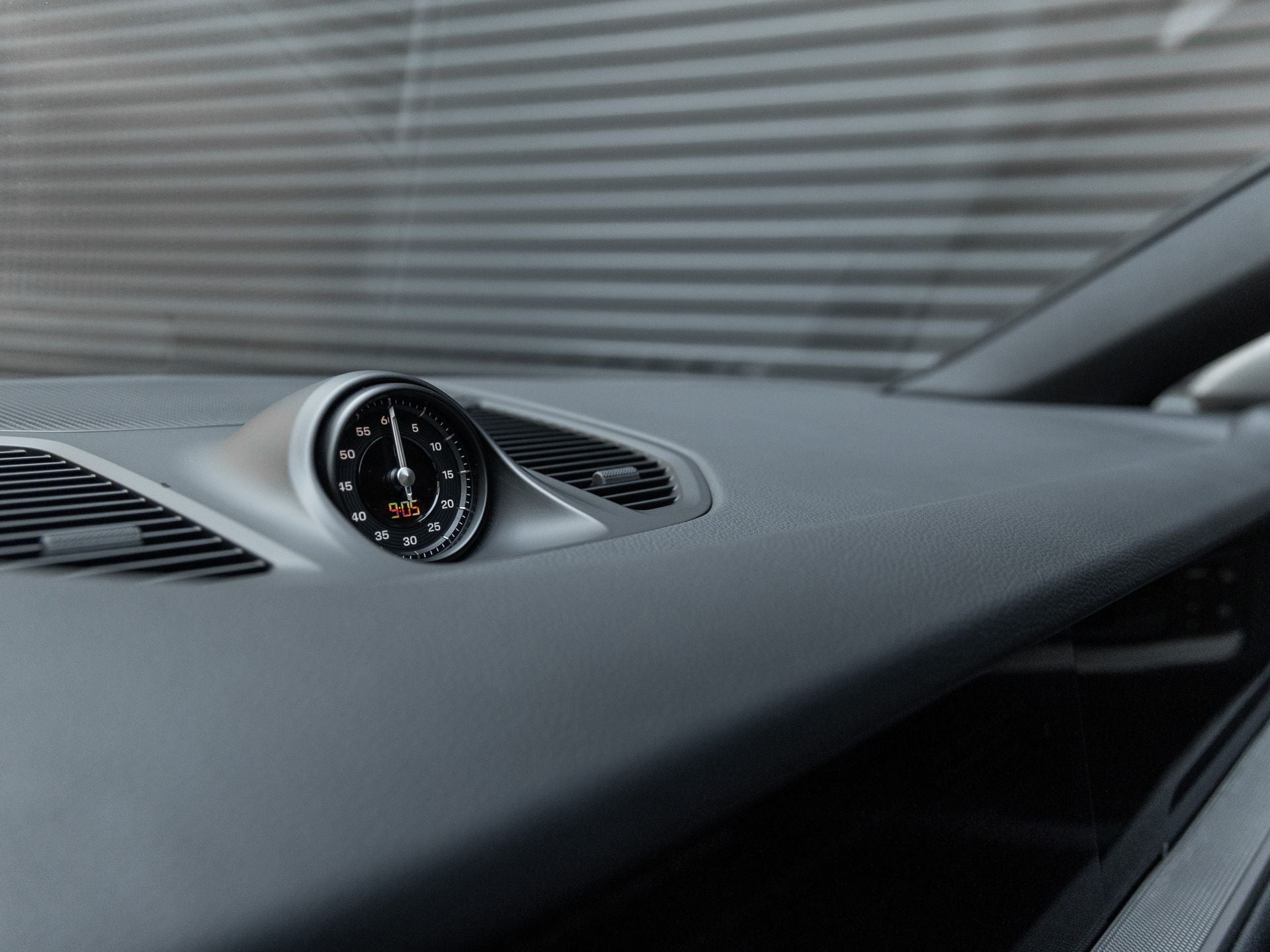 2025 Porsche Cayenne Coupe