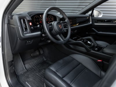 2025 Porsche Cayenne Coupe