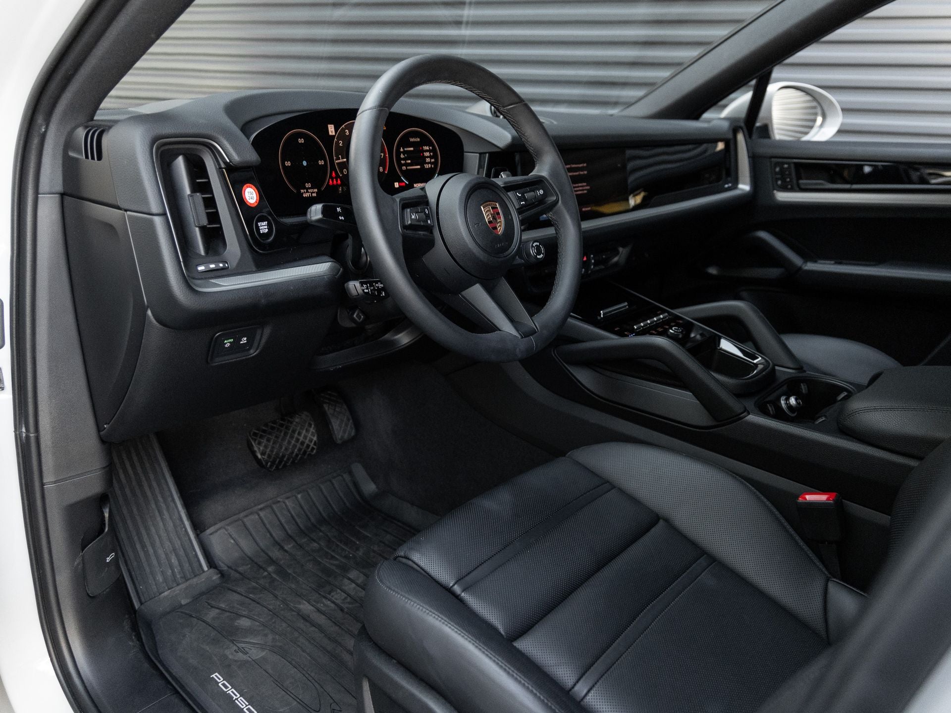 2025 Porsche Cayenne Coupe