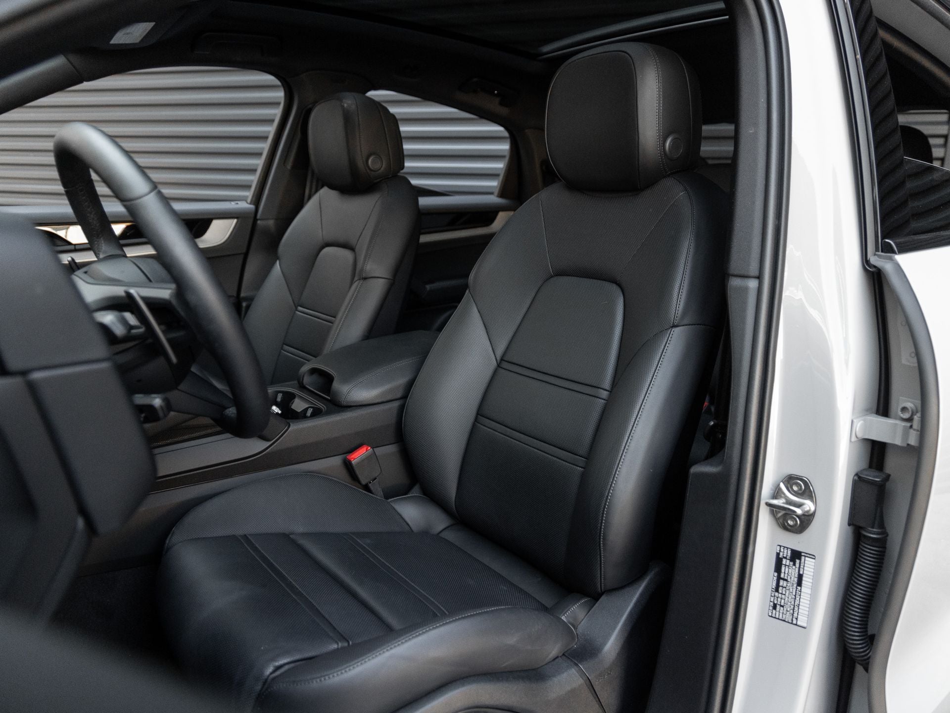 2025 Porsche Cayenne Coupe