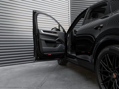 2025 Porsche Cayenne Cayenne Coupe