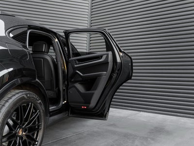 2025 Porsche Cayenne Cayenne Coupe