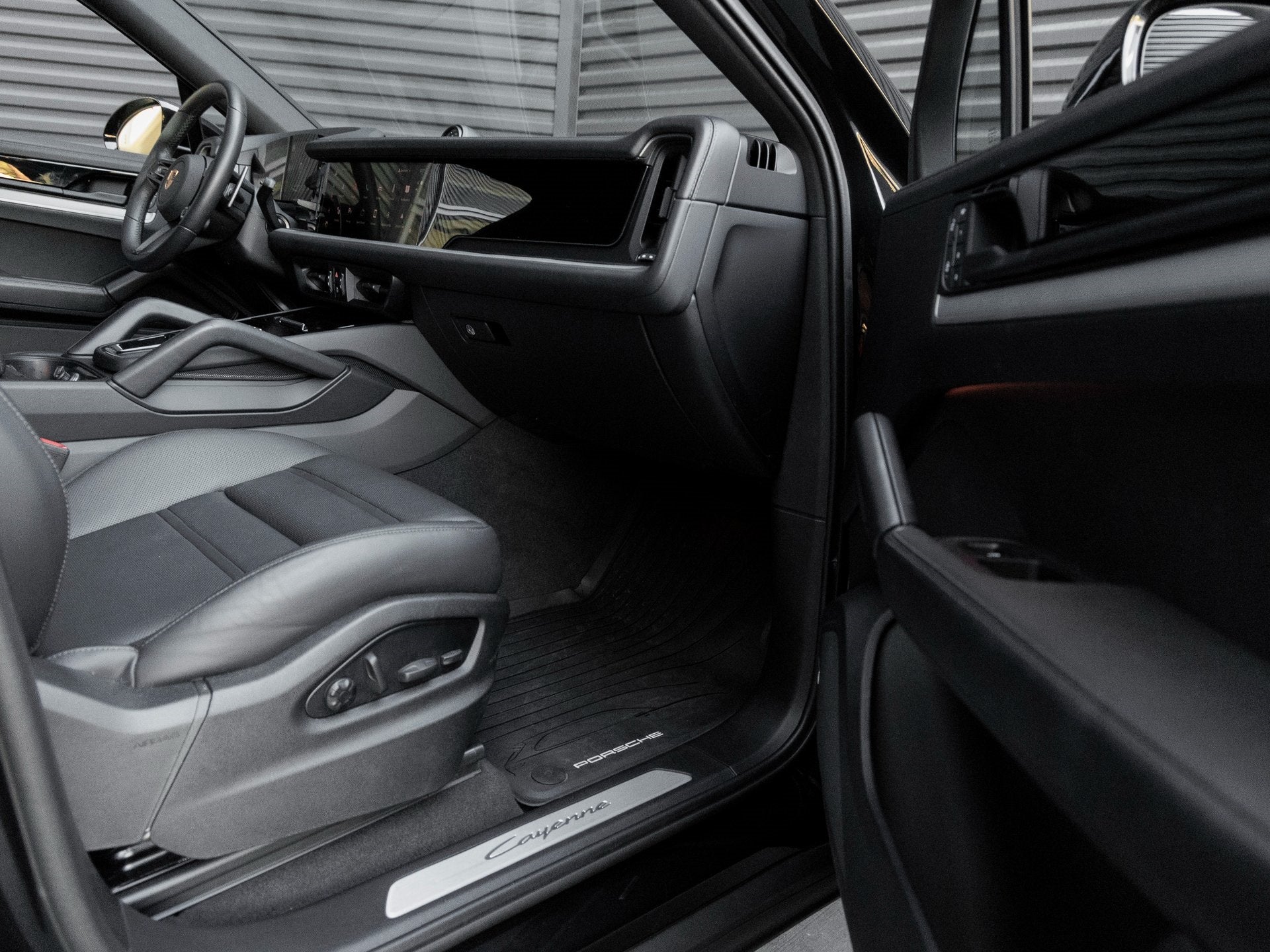 2025 Porsche Cayenne Cayenne Coupe