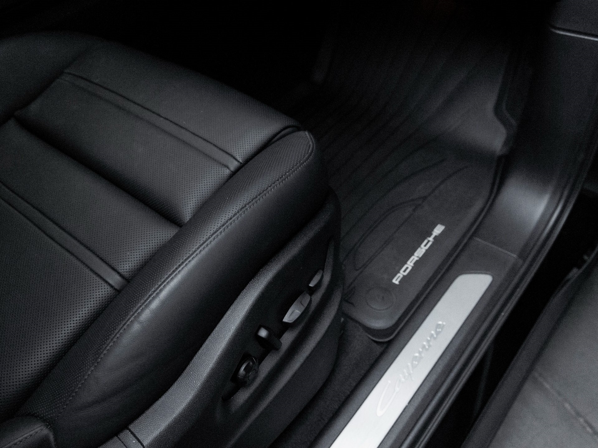 2025 Porsche Cayenne Cayenne Coupe