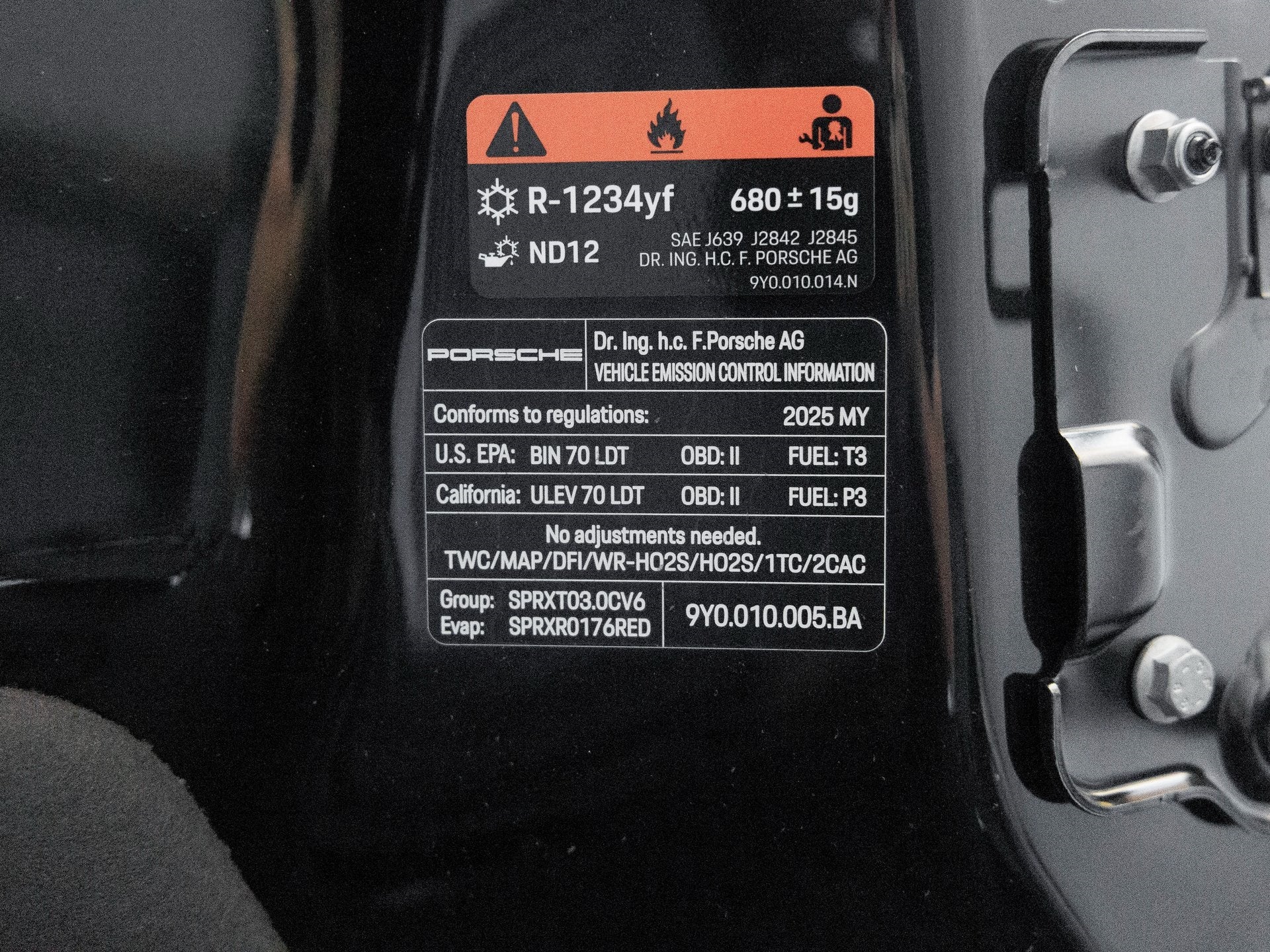 2025 Porsche Cayenne Cayenne Coupe