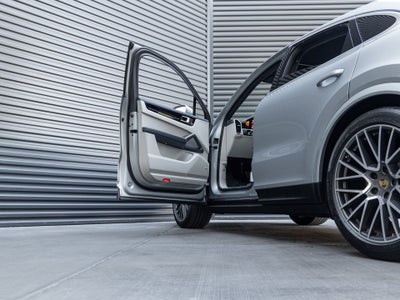 2022 Porsche Cayenne Cayenne Coupe