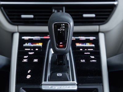 2022 Porsche Cayenne Cayenne Coupe