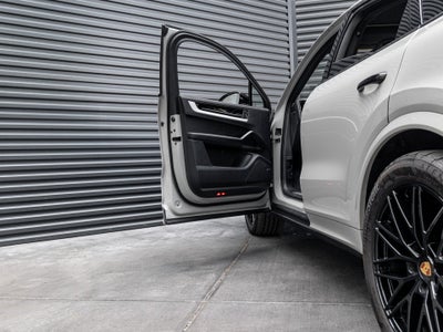 2025 Porsche Cayenne Cayenne Coupe