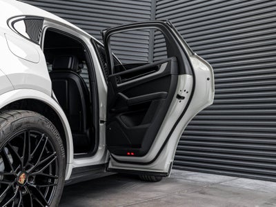 2025 Porsche Cayenne Cayenne Coupe