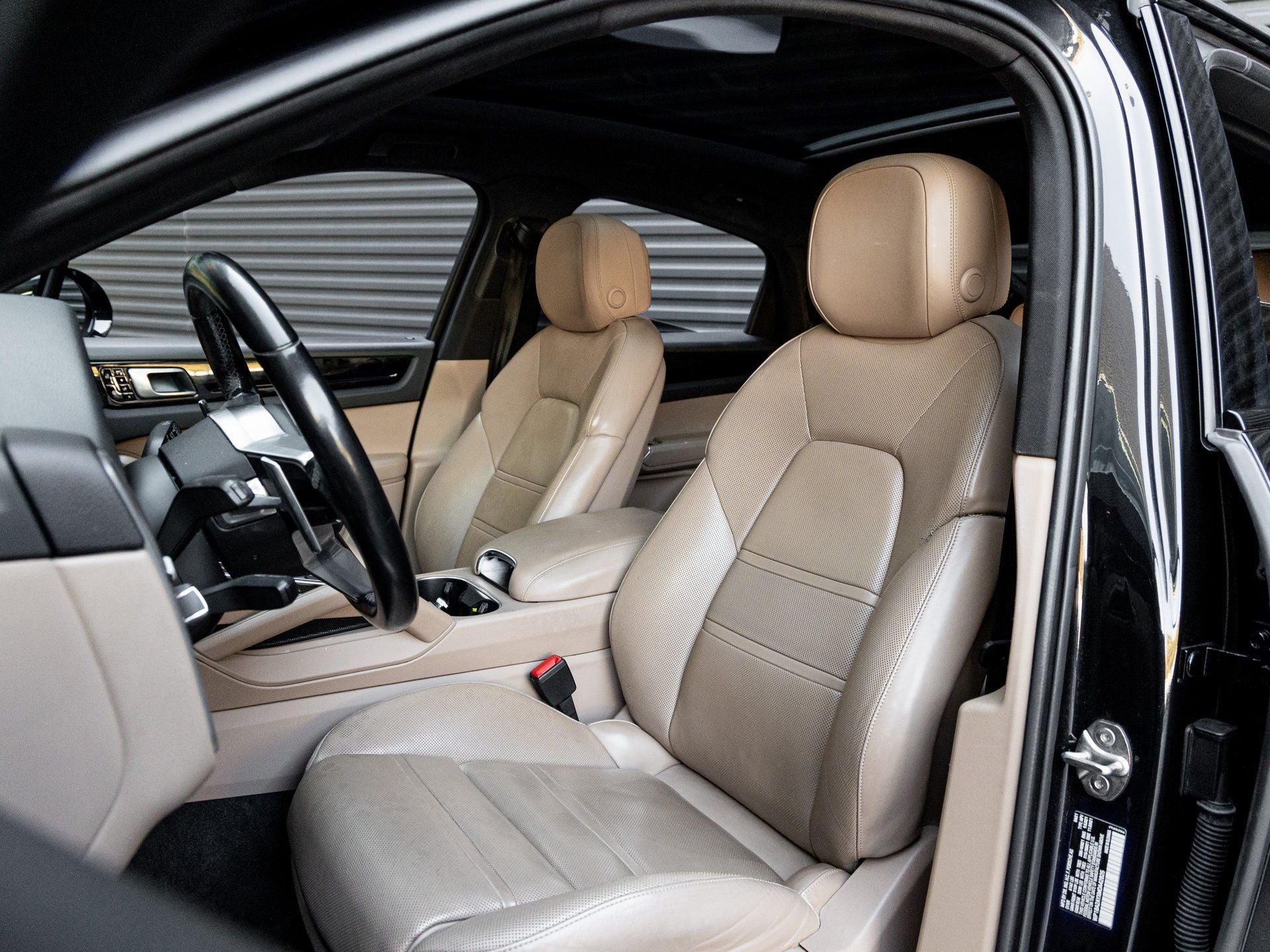 2021 Porsche Cayenne Cayenne Coupe