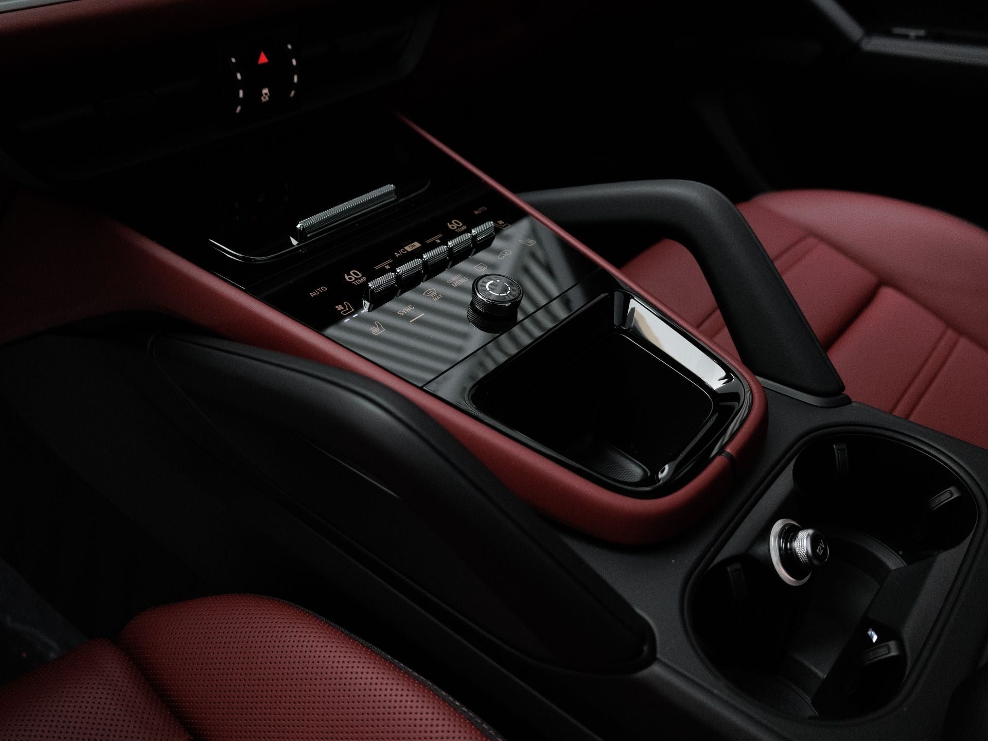 2025 Porsche Cayenne Coupe