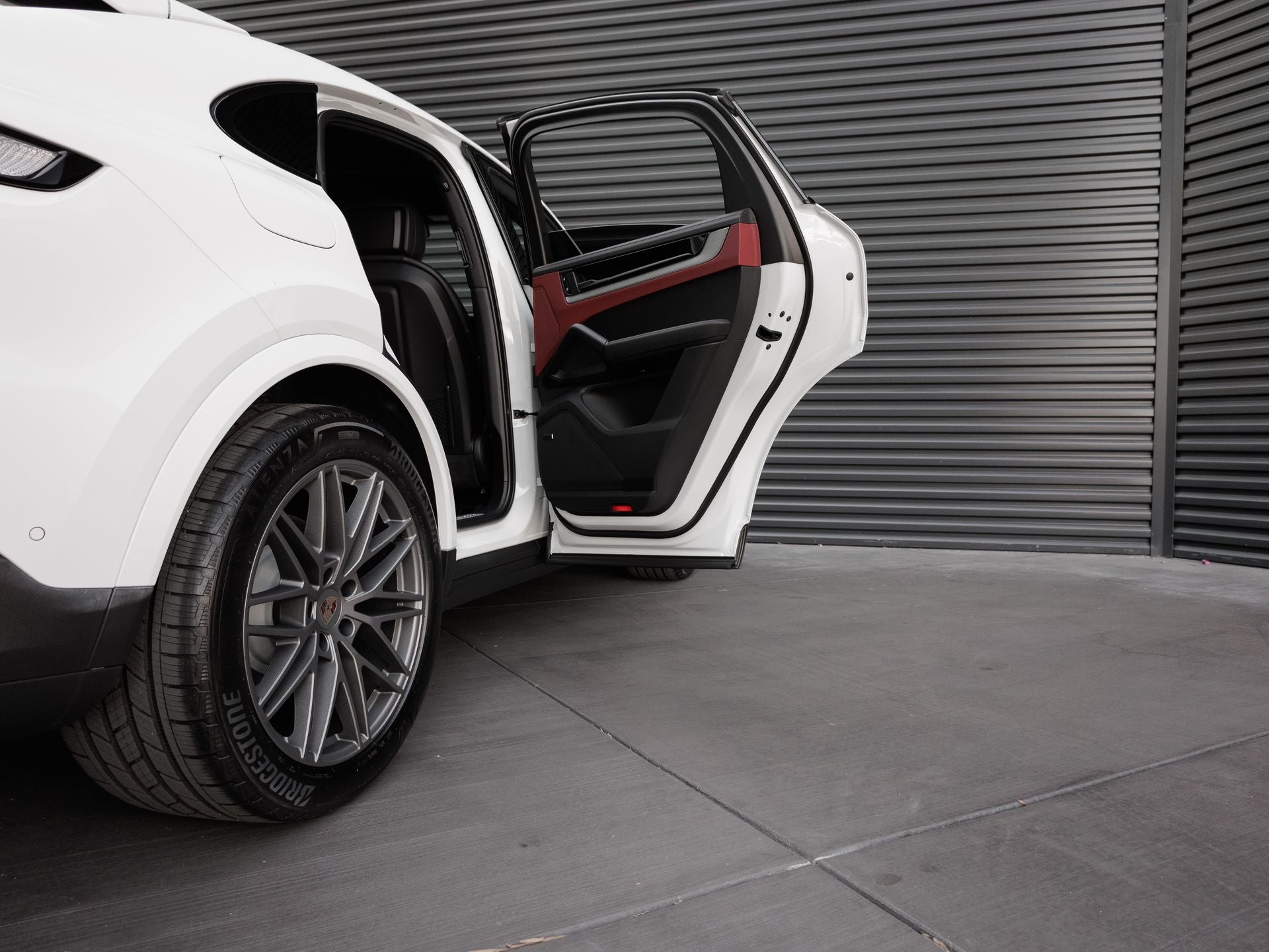 2025 Porsche Cayenne Coupe