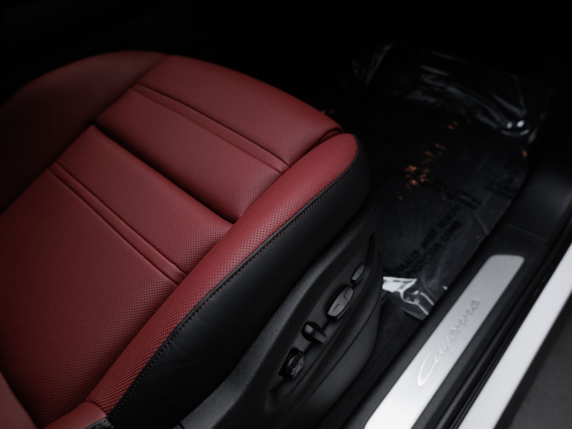 2025 Porsche Cayenne Coupe