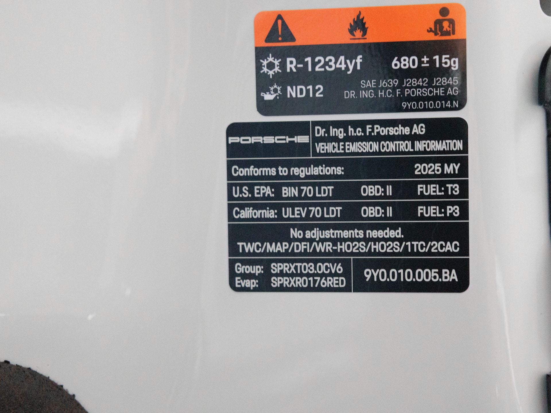 2025 Porsche Cayenne Coupe