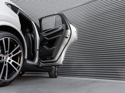 2026 Porsche Cayenne Cayenne Coupe