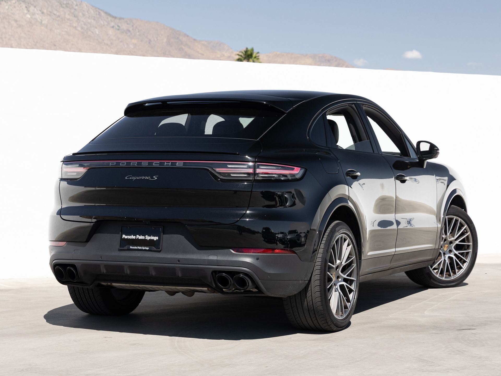2022 Porsche Cayenne S Coupe Platinum Edition