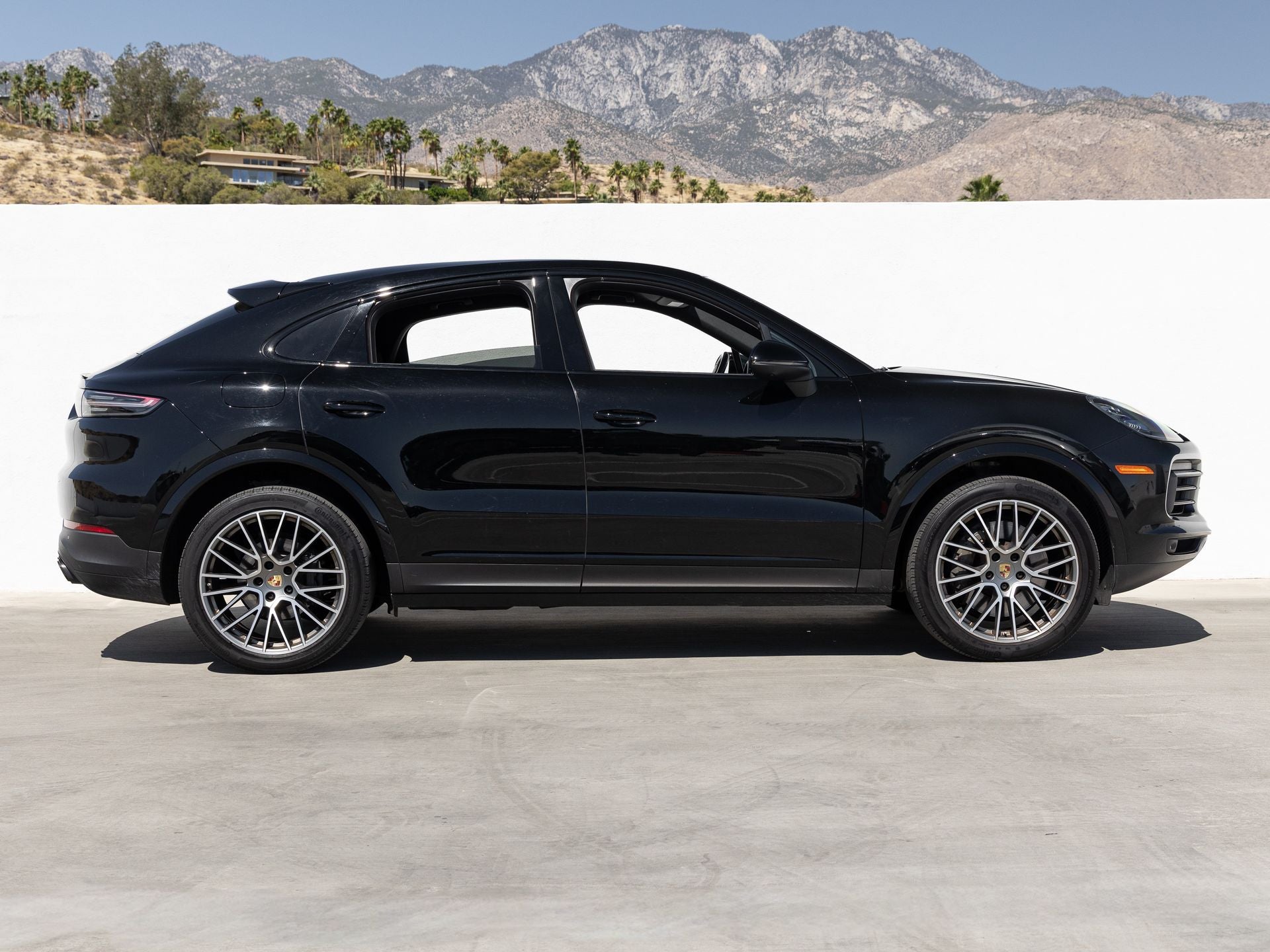 2022 Porsche Cayenne S Coupe Platinum Edition