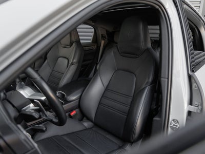2023 Porsche Cayenne Cayenne S Coupe