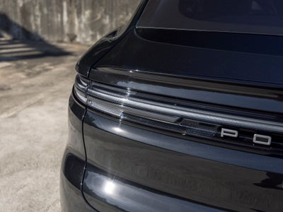 2026 Porsche Cayenne E-Hybrid Coupe