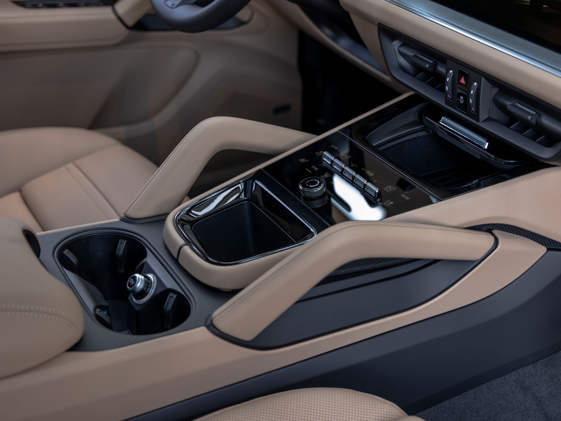 2026 Porsche Cayenne E-Hybrid Coupe