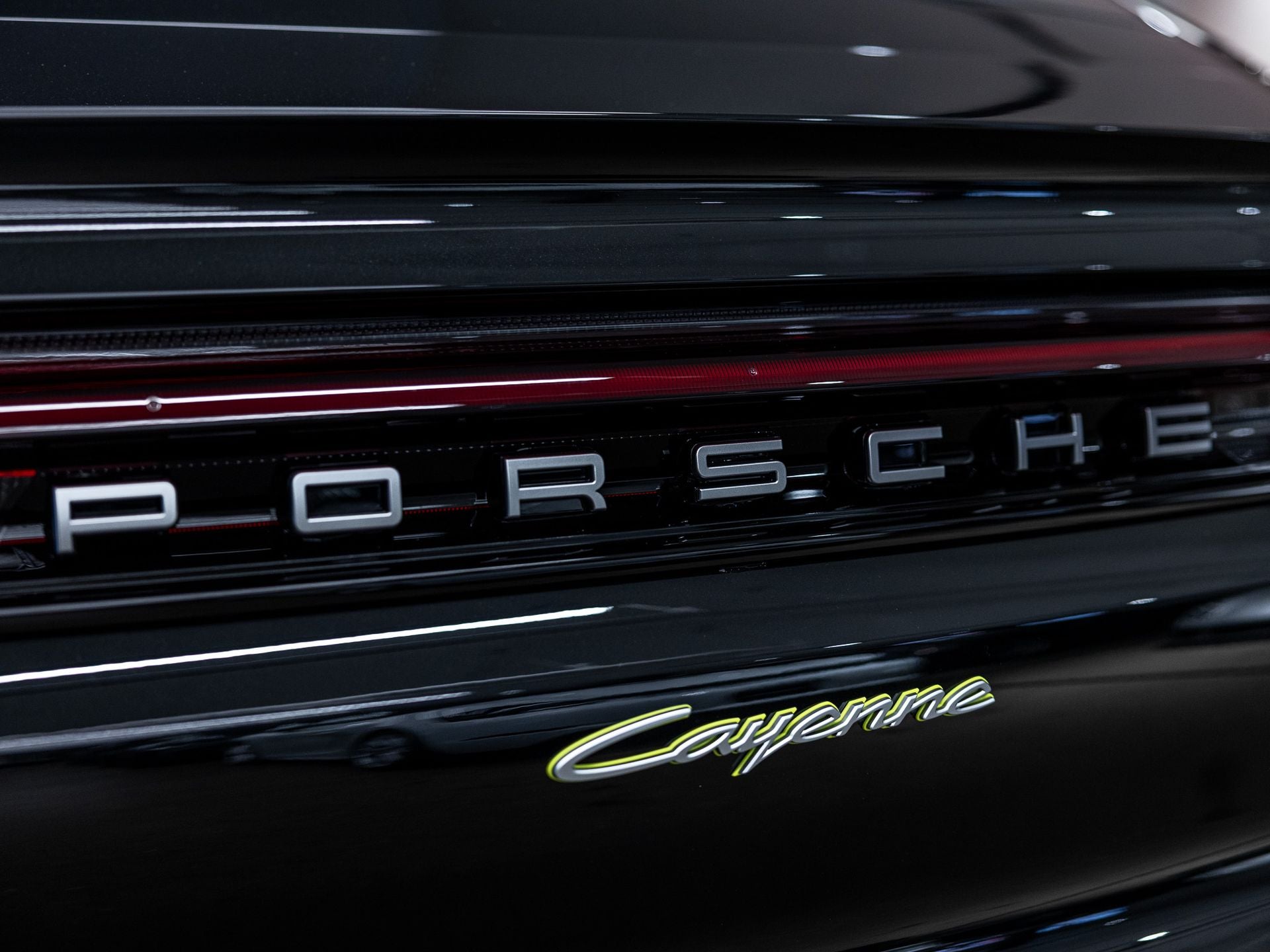 2026 Porsche Cayenne E-Hybrid Coupe