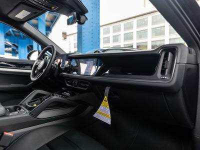 2026 Porsche Cayenne E-Hybrid Coupe