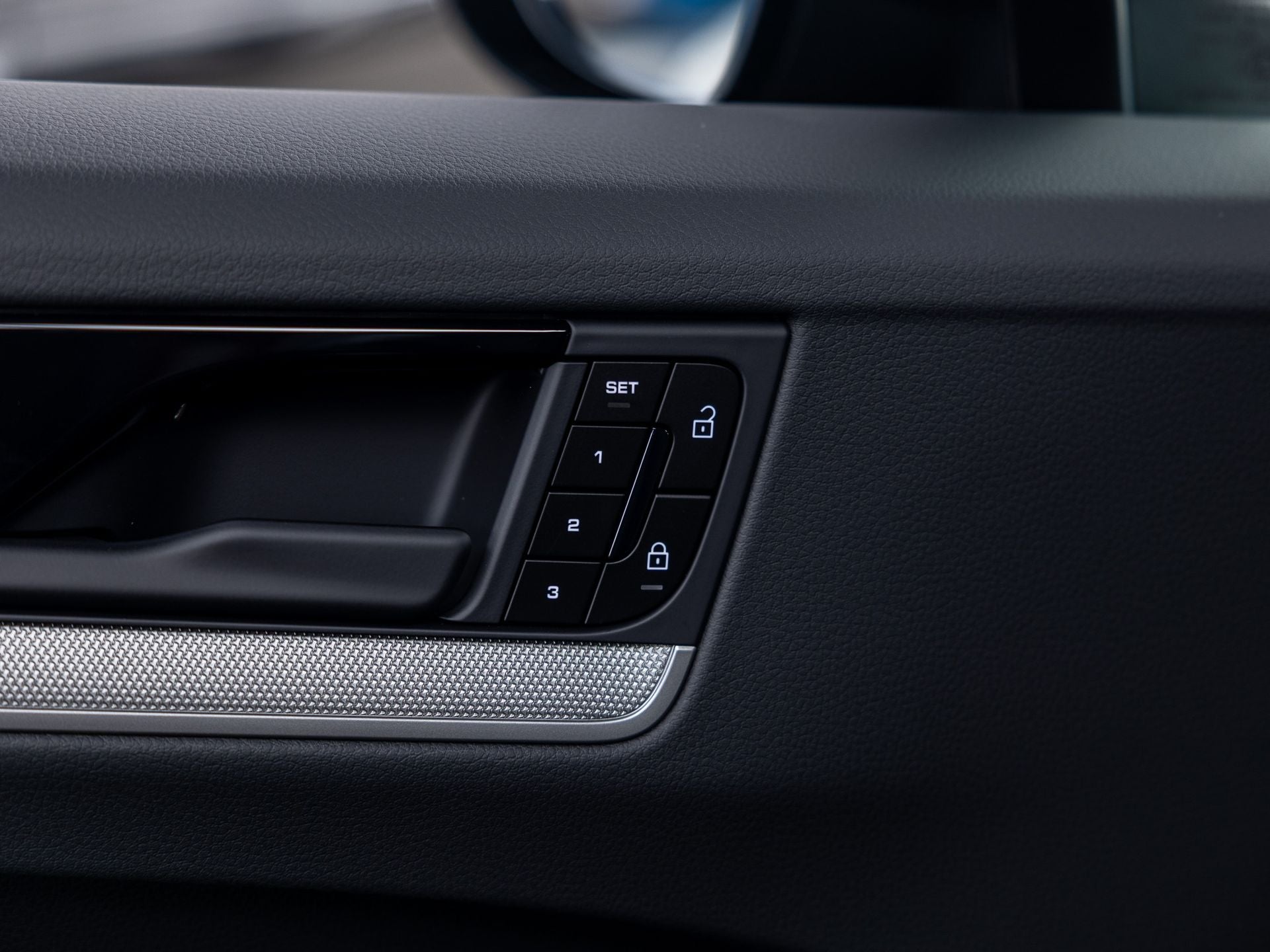 2026 Porsche Cayenne E-Hybrid Coupe