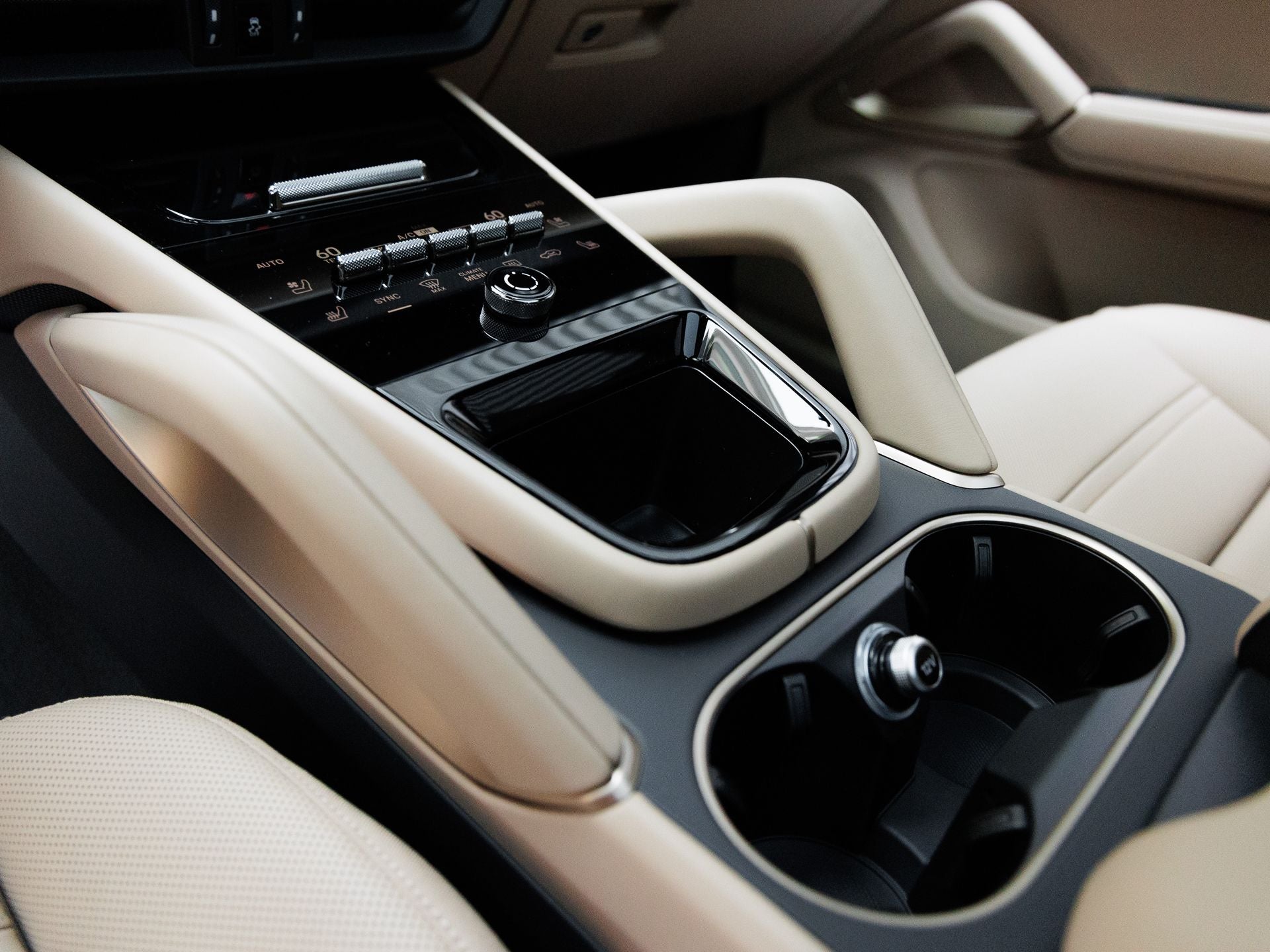 2026 Porsche Cayenne Cayenne GTS Coupe