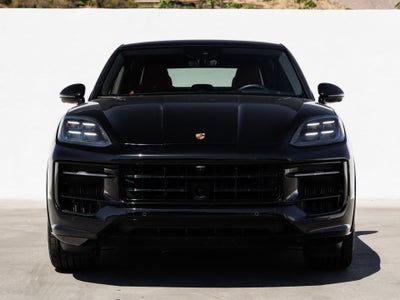 2025 Porsche Cayenne Coupe GTS