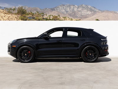 2025 Porsche Cayenne Coupe GTS