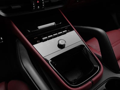2025 Porsche Cayenne Coupe GTS