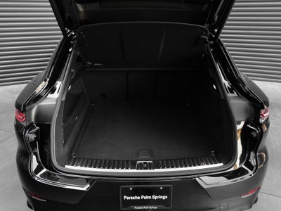 2025 Porsche Cayenne Coupe GTS