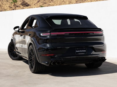 2025 Porsche Cayenne Coupe GTS