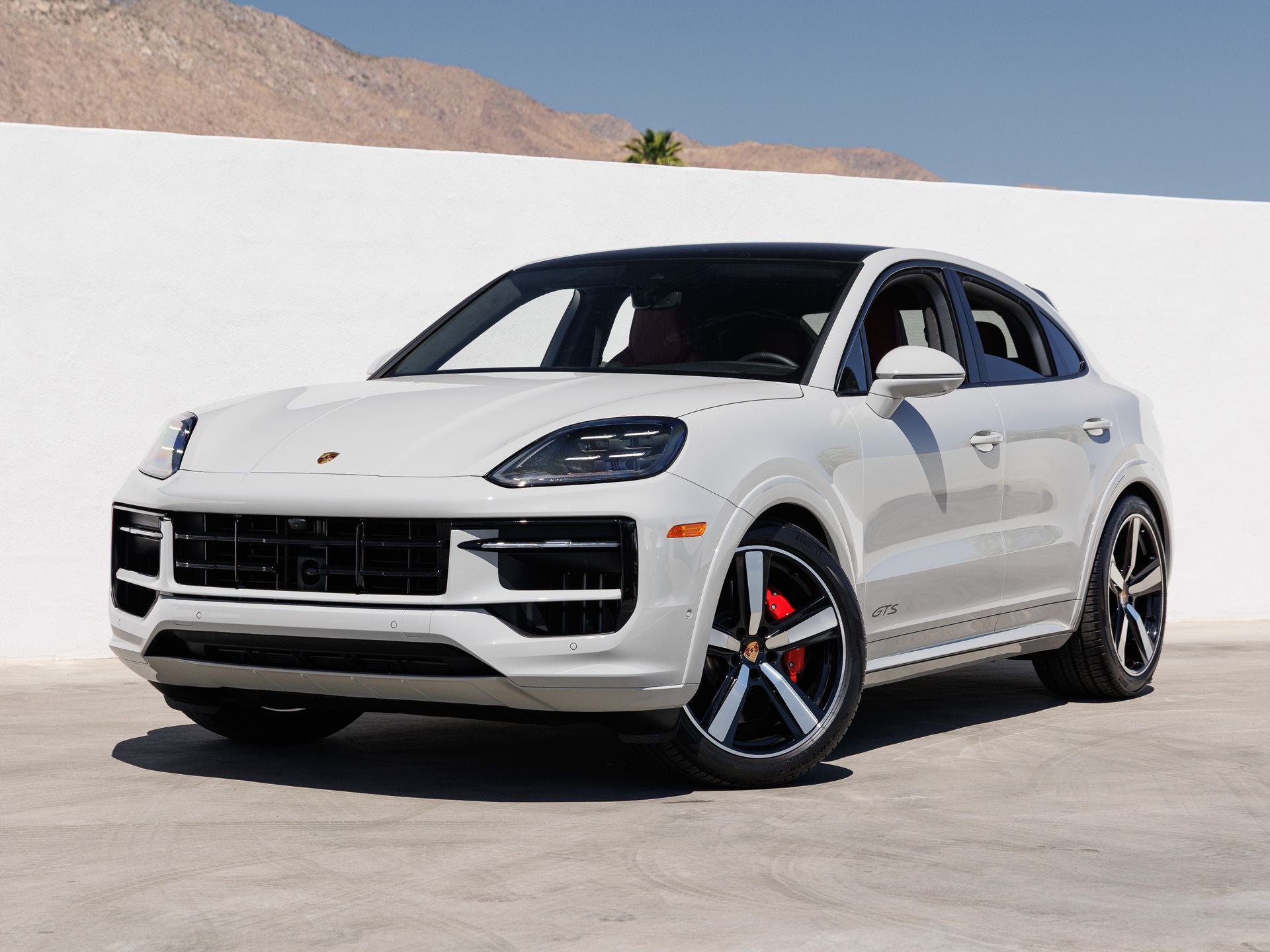 2026 Porsche Cayenne GTS Coupe