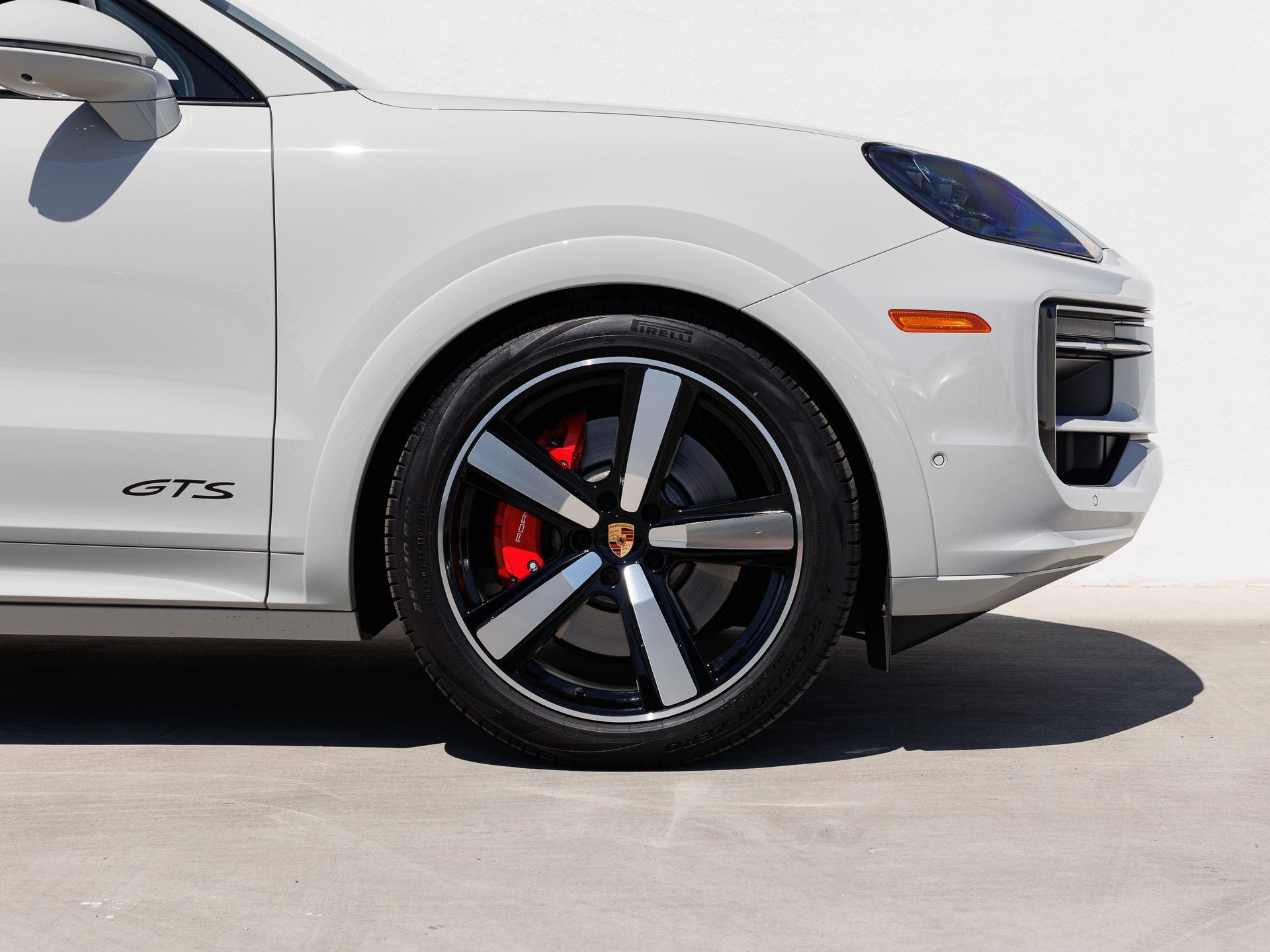 2026 Porsche Cayenne GTS Coupe