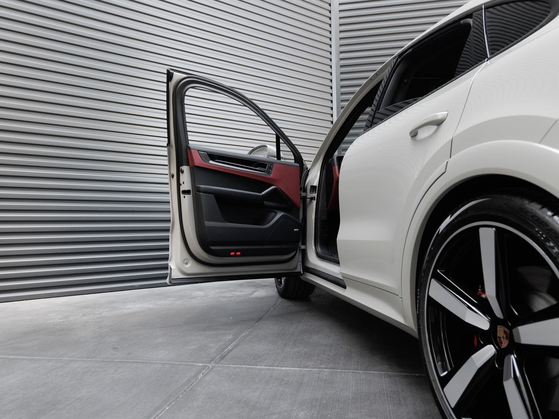 2026 Porsche Cayenne GTS Coupe