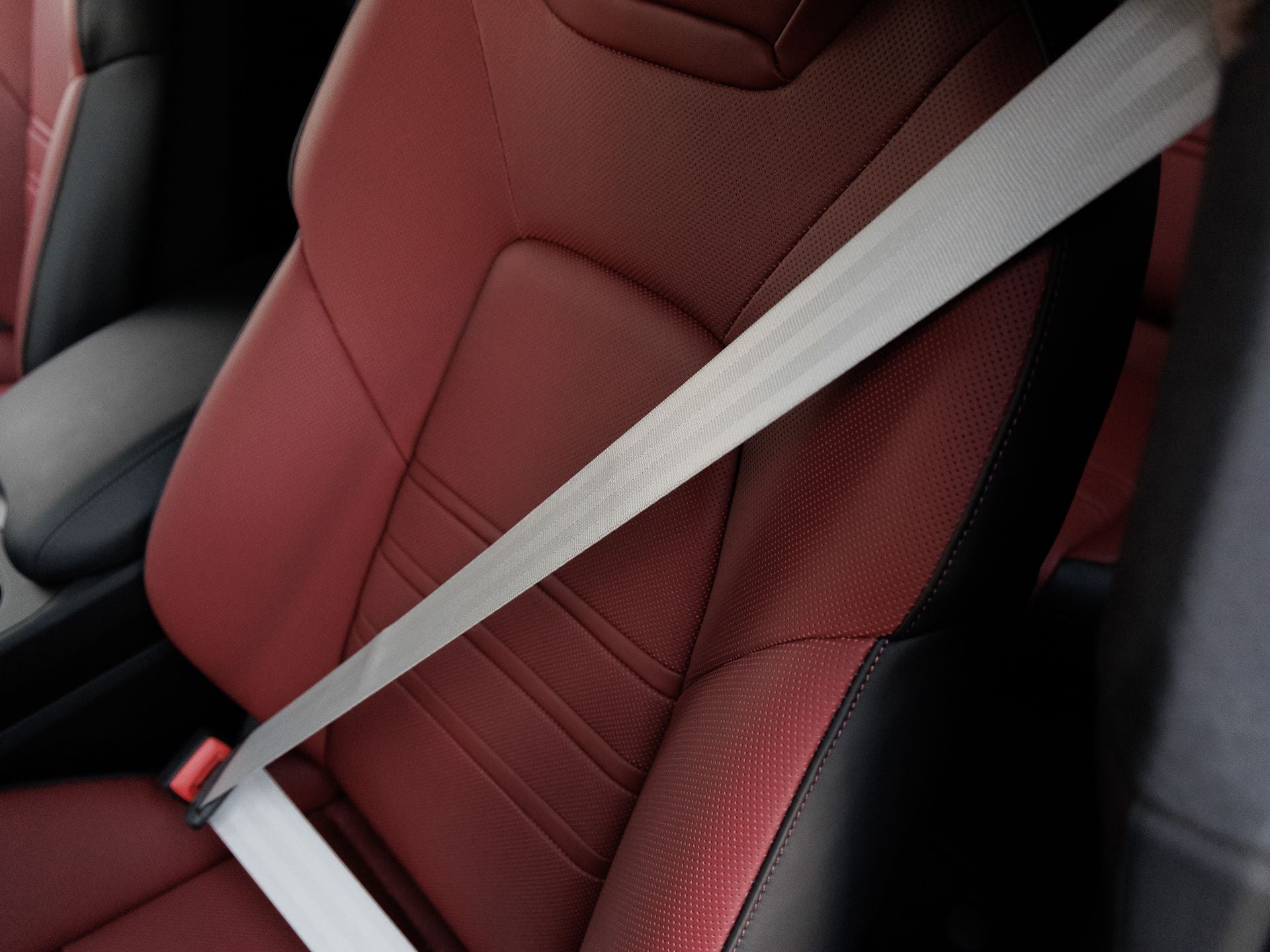 2026 Porsche Cayenne GTS Coupe