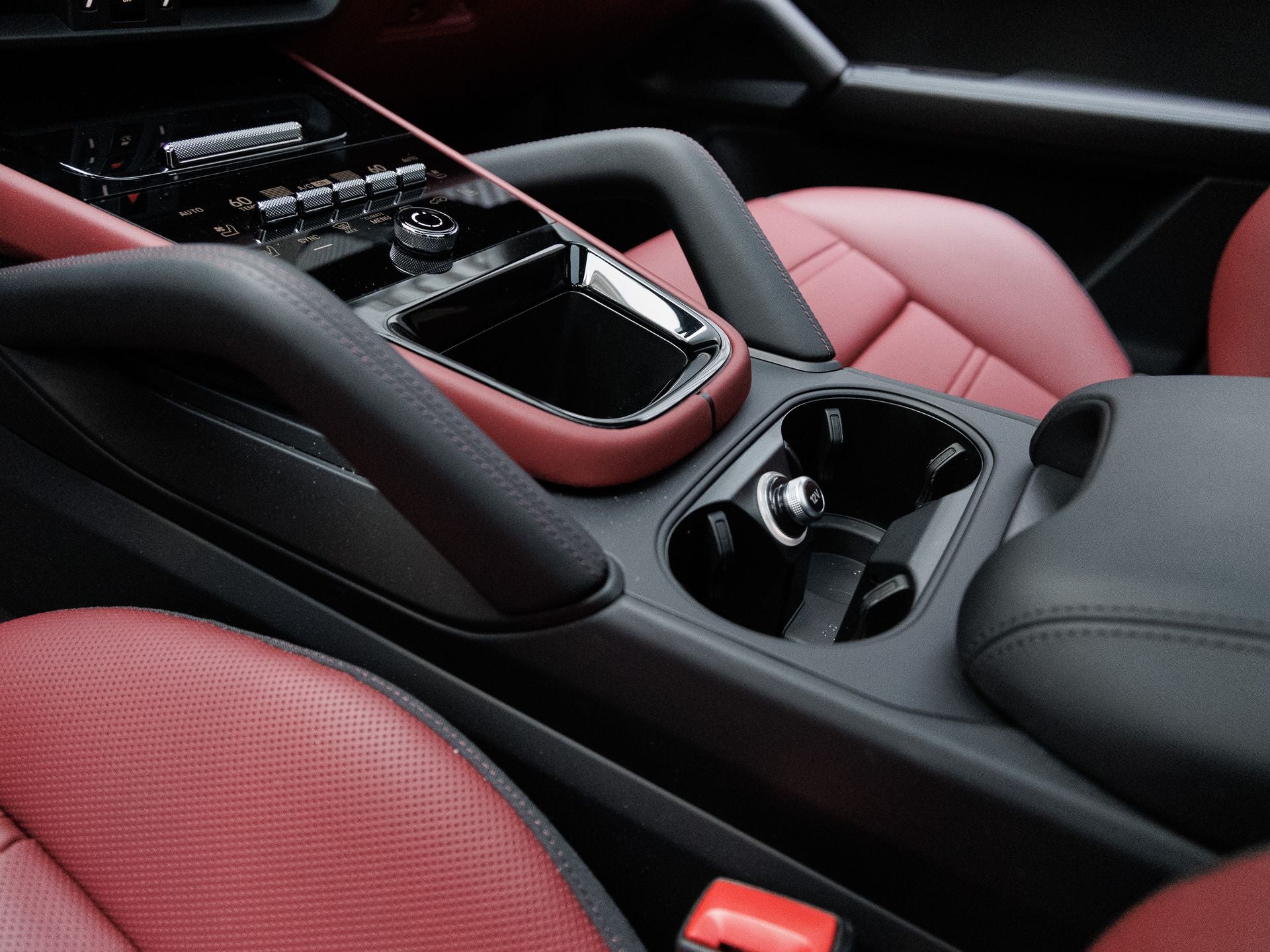 2026 Porsche Cayenne GTS Coupe