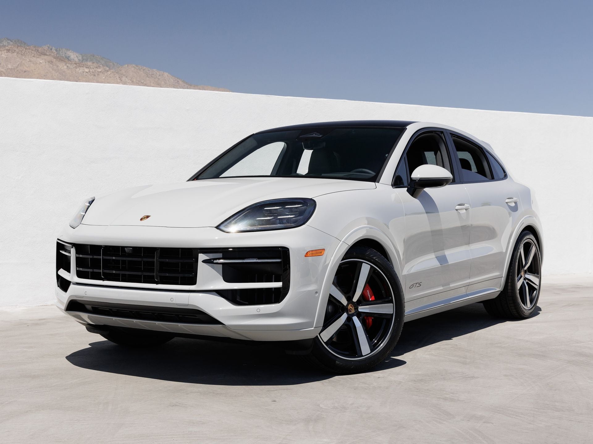 2026 Porsche Cayenne Cayenne GTS Coupe