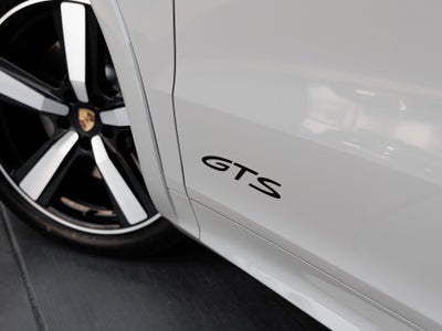 2026 Porsche Cayenne Cayenne GTS Coupe