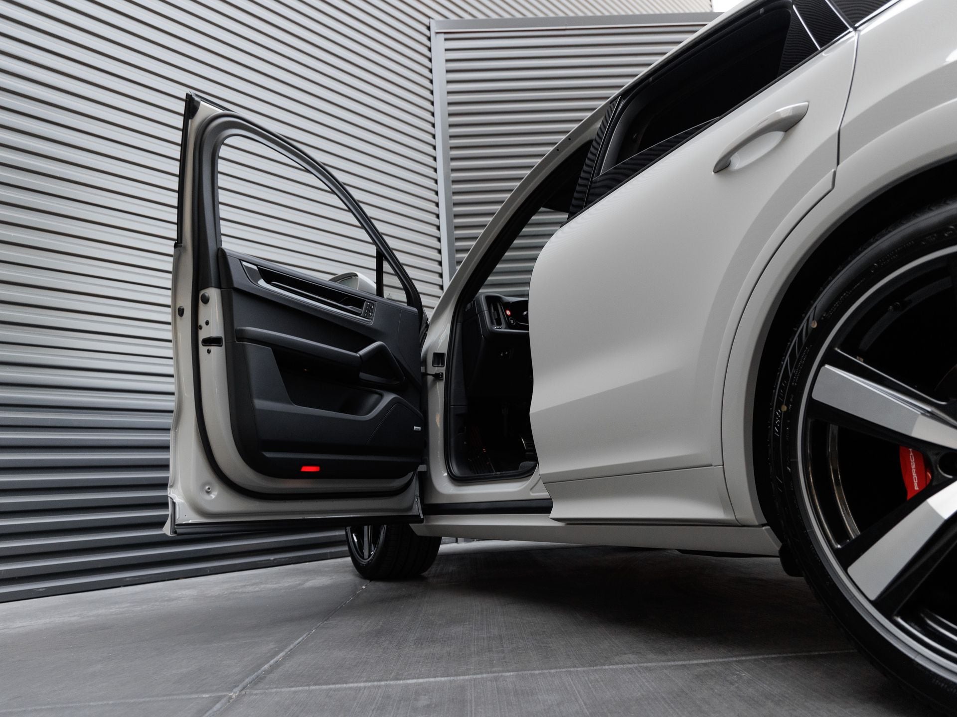 2026 Porsche Cayenne Cayenne GTS Coupe