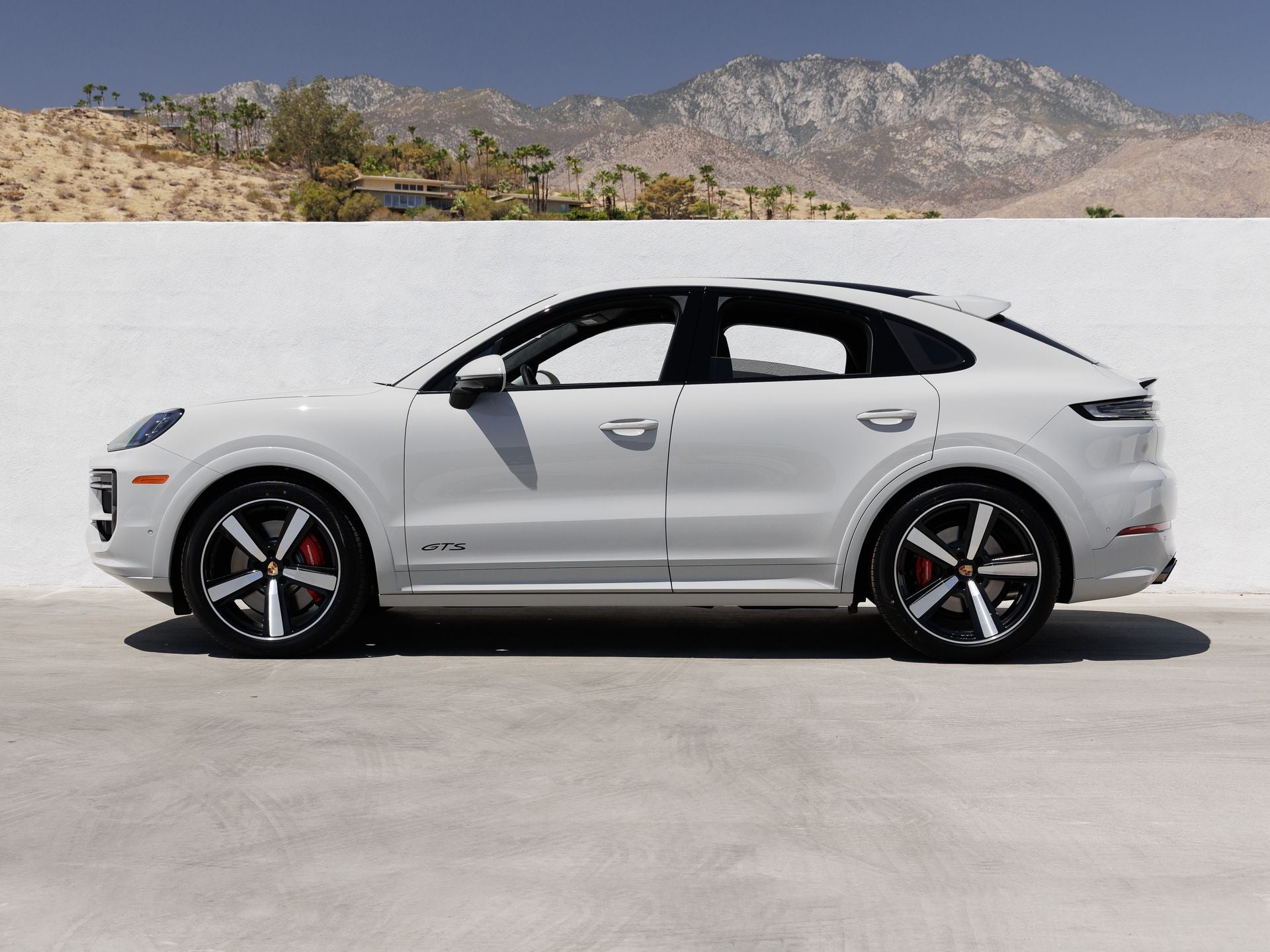 2026 Porsche Cayenne Cayenne GTS Coupe